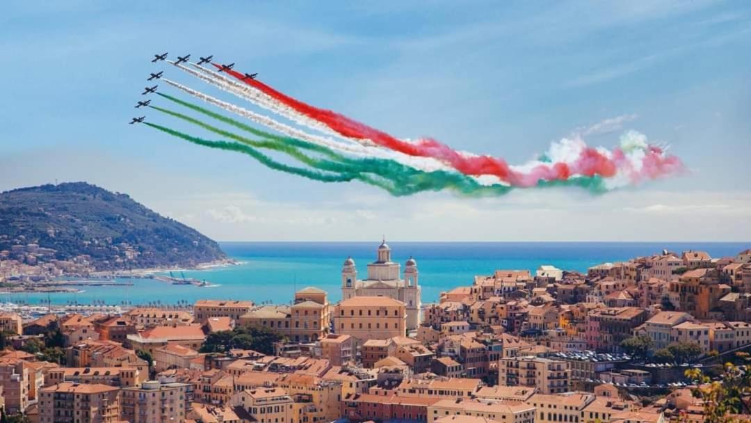Appartamento Pama Mar Imperia Esterno foto