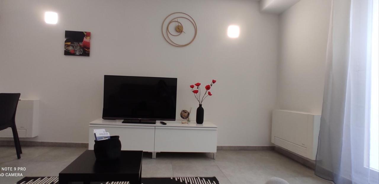 Appartamento Pama Mar Imperia Esterno foto